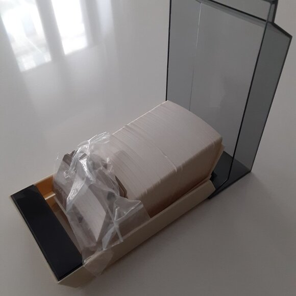 Rolodex - Picture 3 of 4